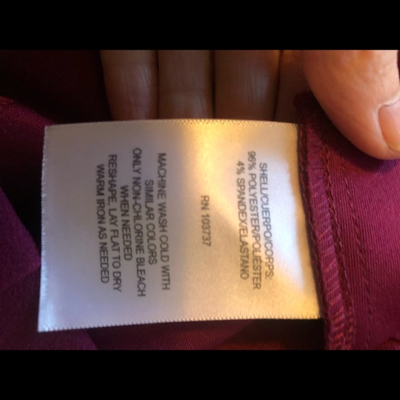 Donna Morgan 3/4 sleeve crepe sheath dress with twisted neckline - Picture 6 of 6